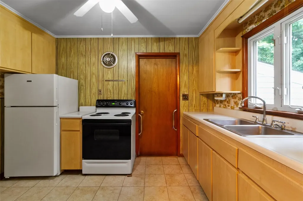 21 Patricia Avenue Fishkill NY 12524