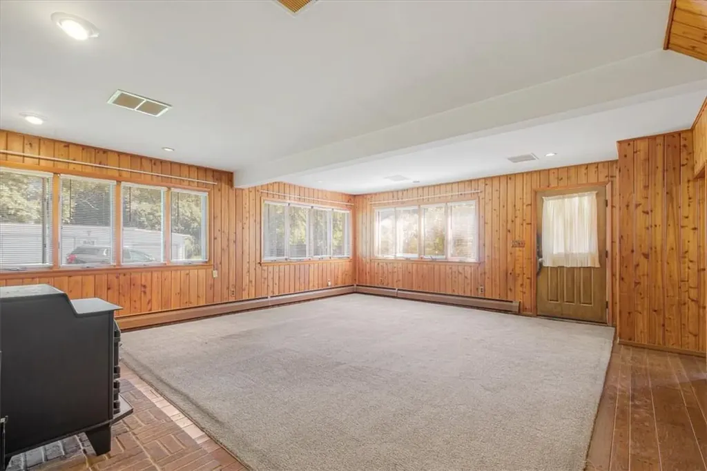 3247 Albany Post Road Buchanan NY 10511