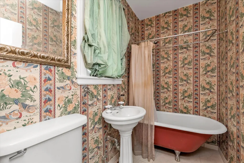 129 Woodmere Boulevard Woodmere NY 11598