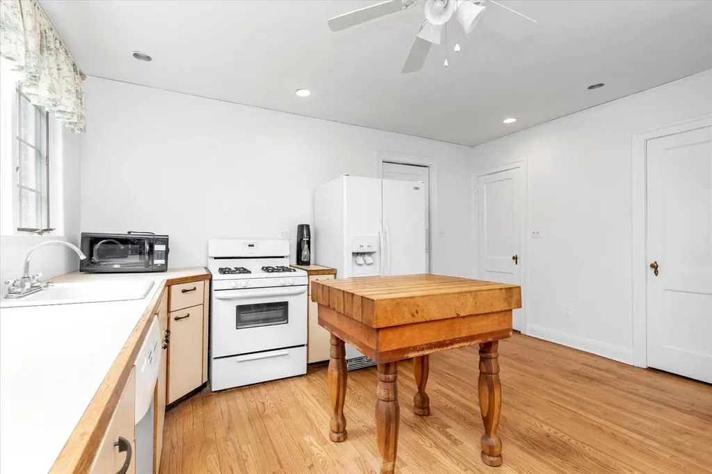 129 Woodmere Boulevard Woodmere NY 11598