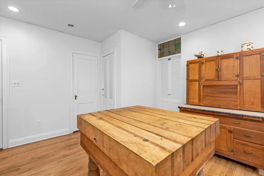 129 Woodmere Boulevard Woodmere NY 11598