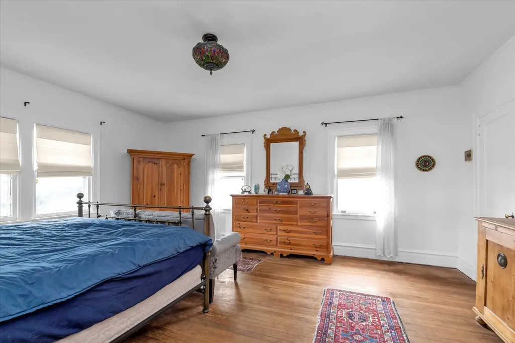 129 Woodmere Boulevard Woodmere NY 11598