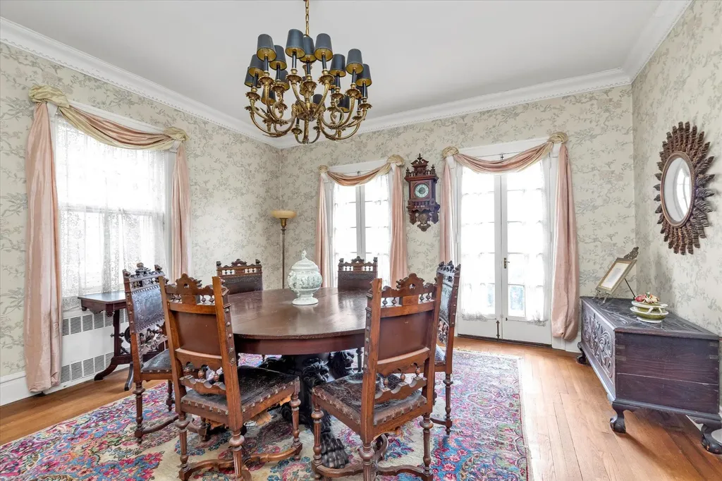 129 Woodmere Boulevard Woodmere NY 11598