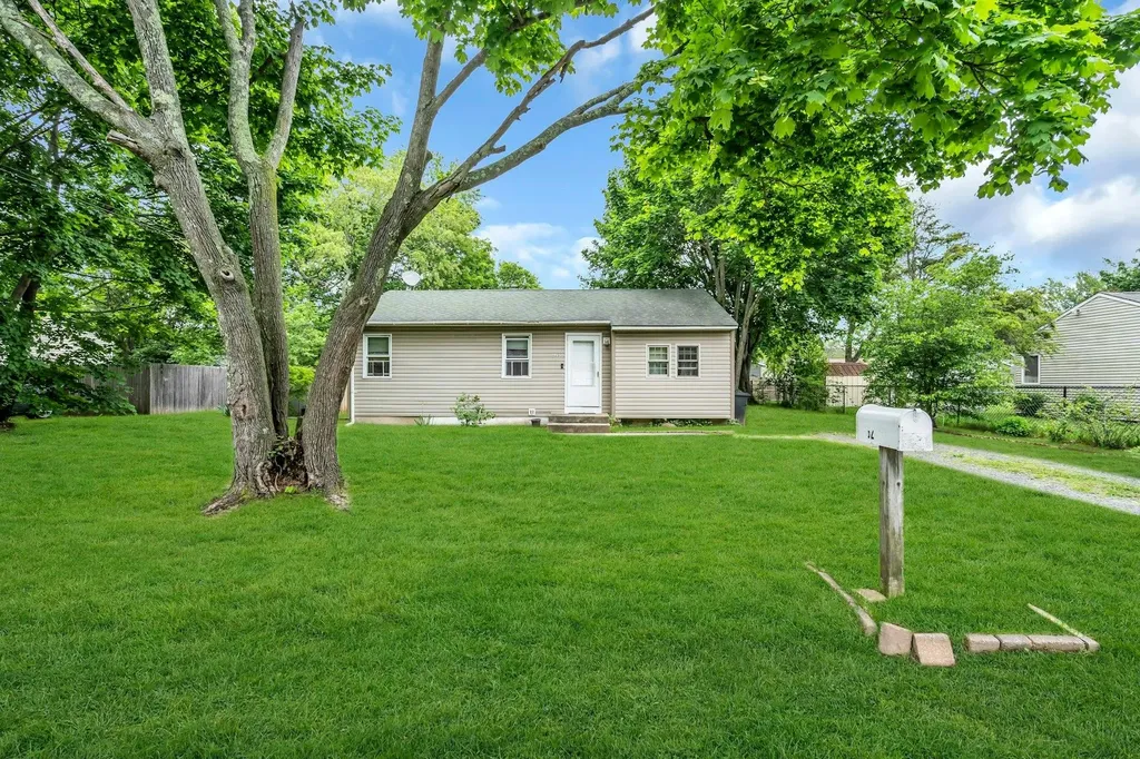 625 Scherger Avenue East Patchogue NY 11772