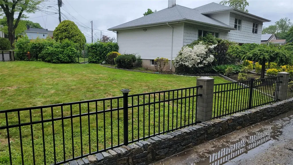 1 Cheshire Lane Yonkers NY 10710