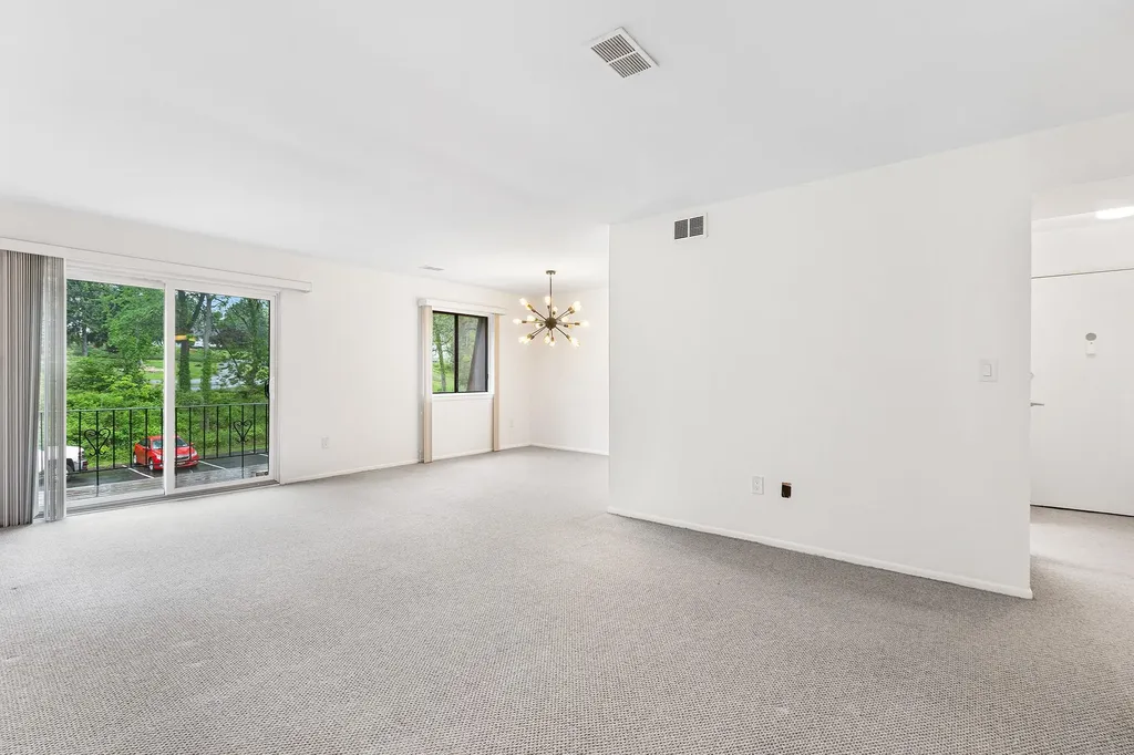408 Cherry Hill Drive Poughkeepsie NY 12603