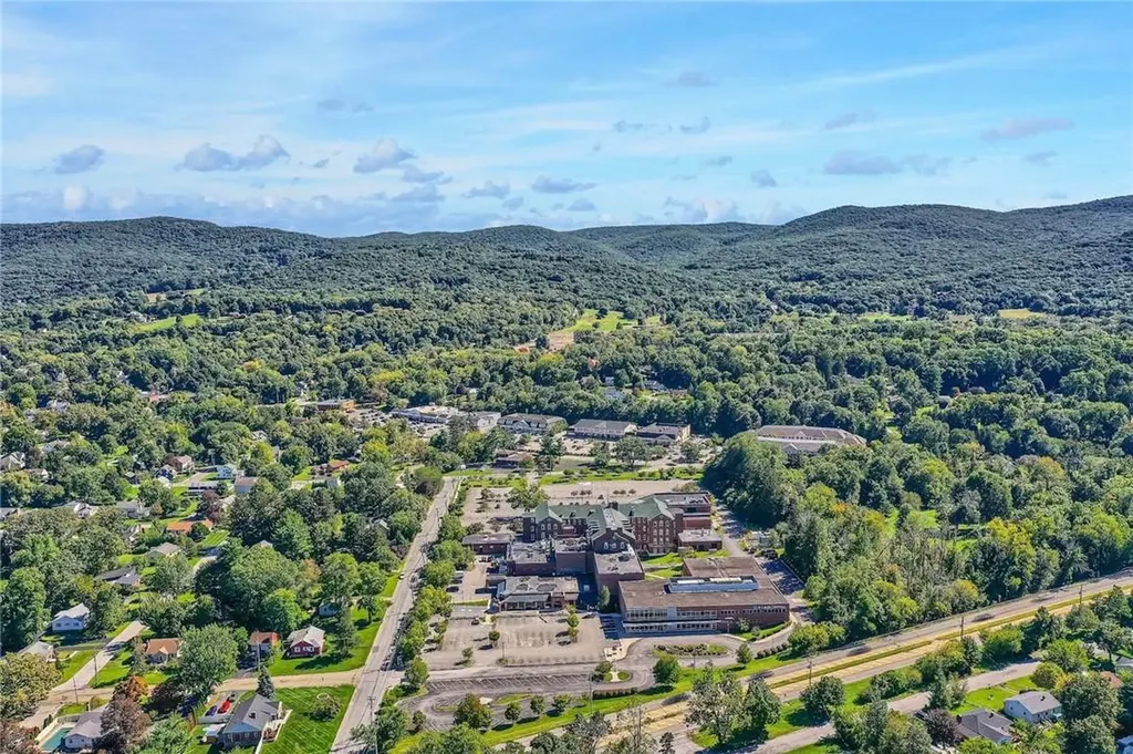 21 Laurel Avenue Cornwall NY 12518
