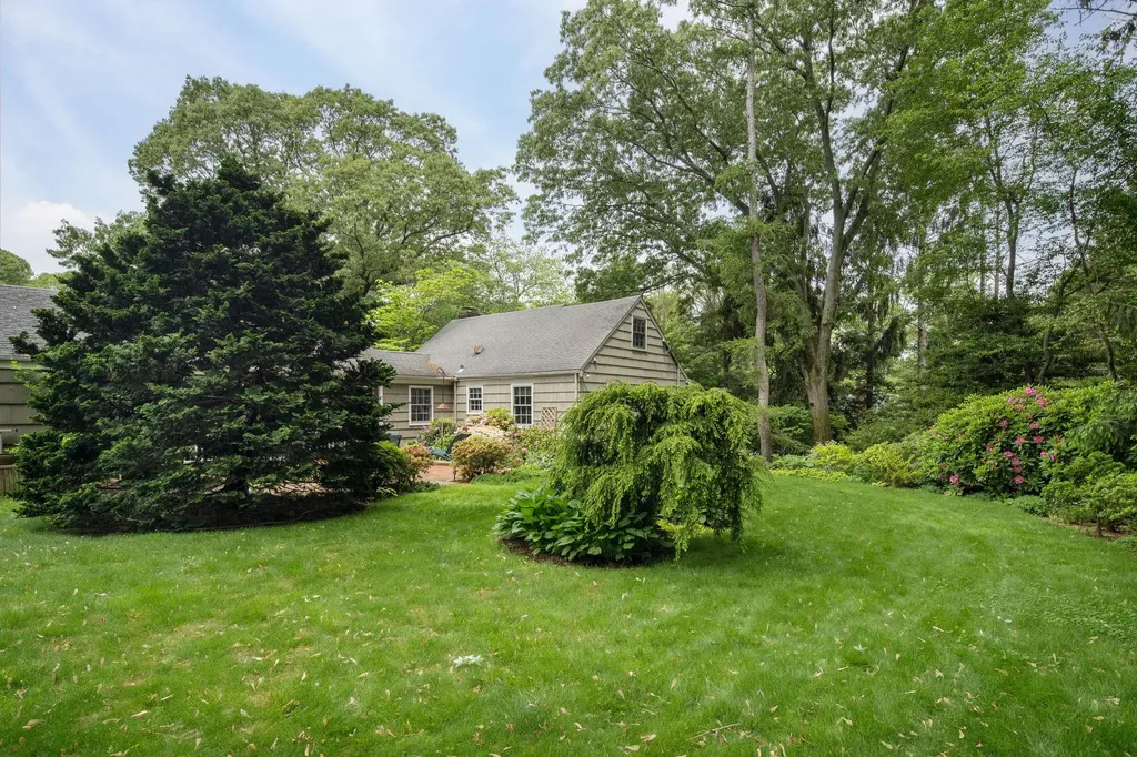 23 Severin Place Huntington NY 11743
