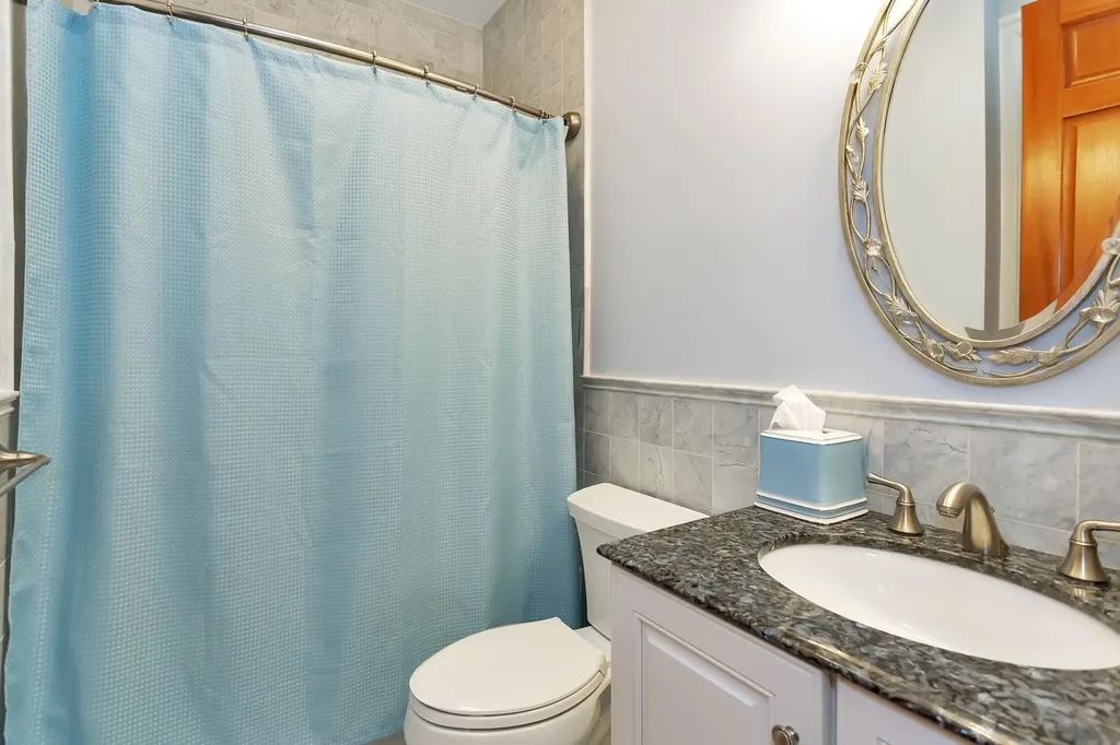 11 Plandome Drive Manhasset NY 11030