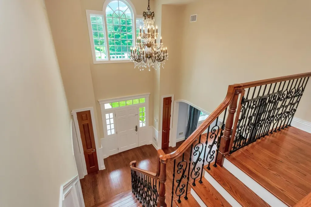 11 Plandome Drive Manhasset NY 11030