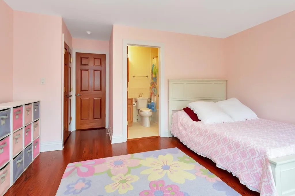 11 Plandome Drive Manhasset NY 11030