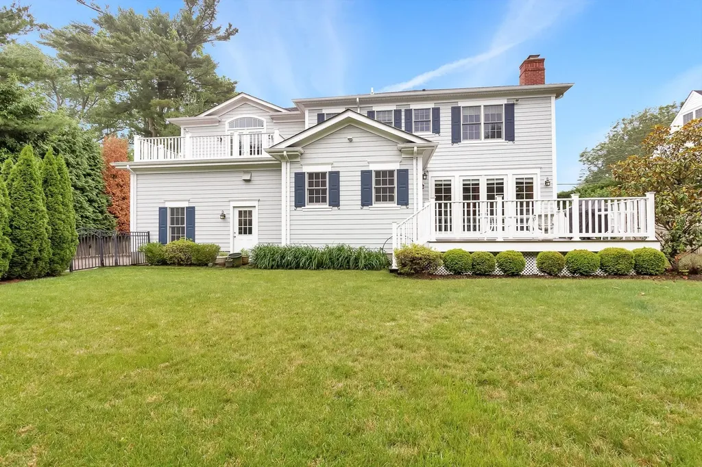 11 Plandome Drive Manhasset NY 11030