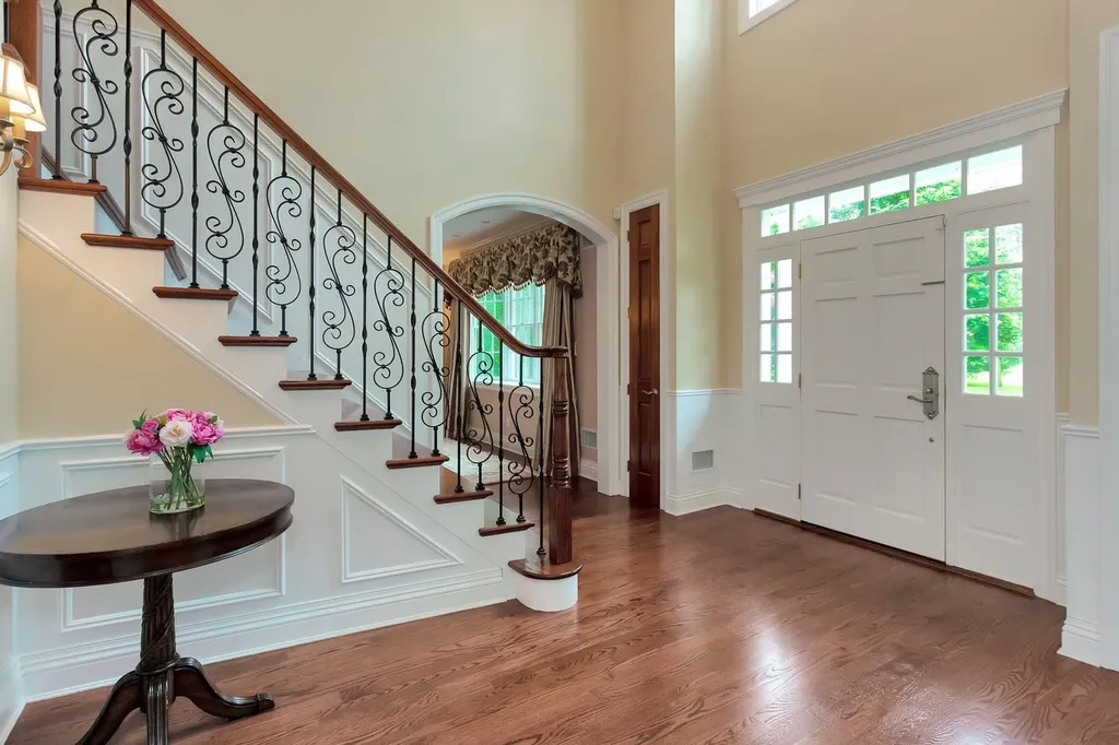 11 Plandome Drive Manhasset NY 11030