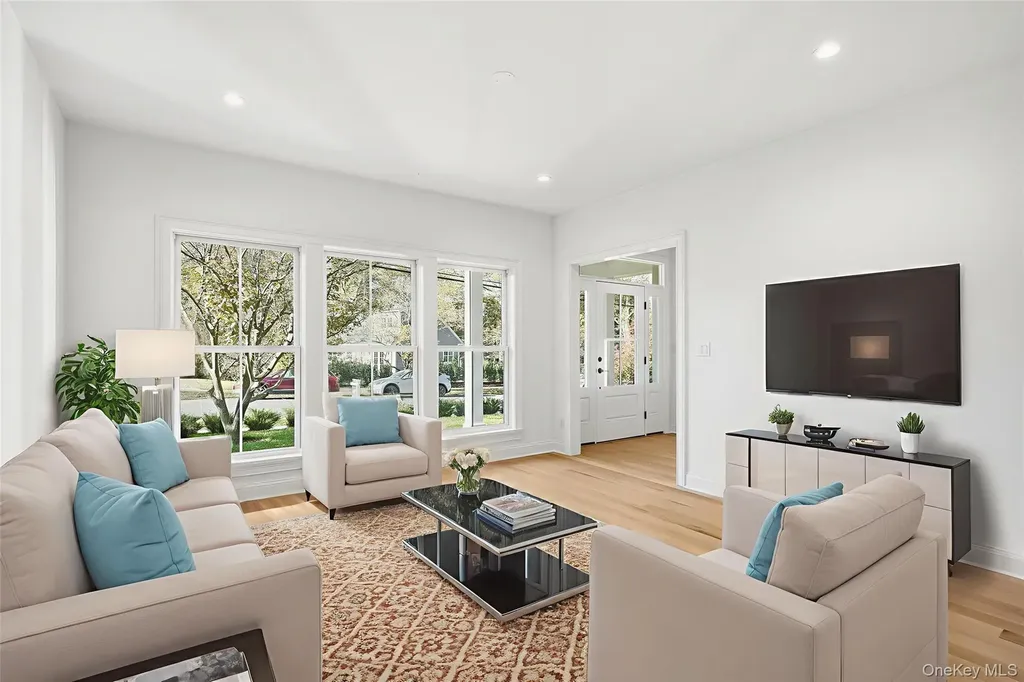 76 Glen Oaks Drive Rye NY 10580