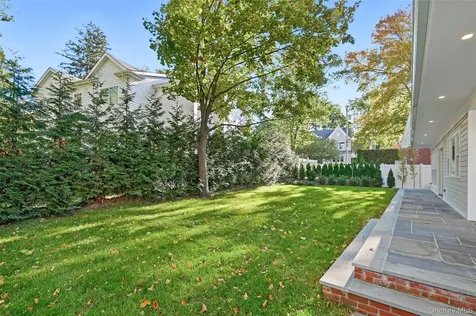 76 Glen Oaks Drive Rye NY 10580