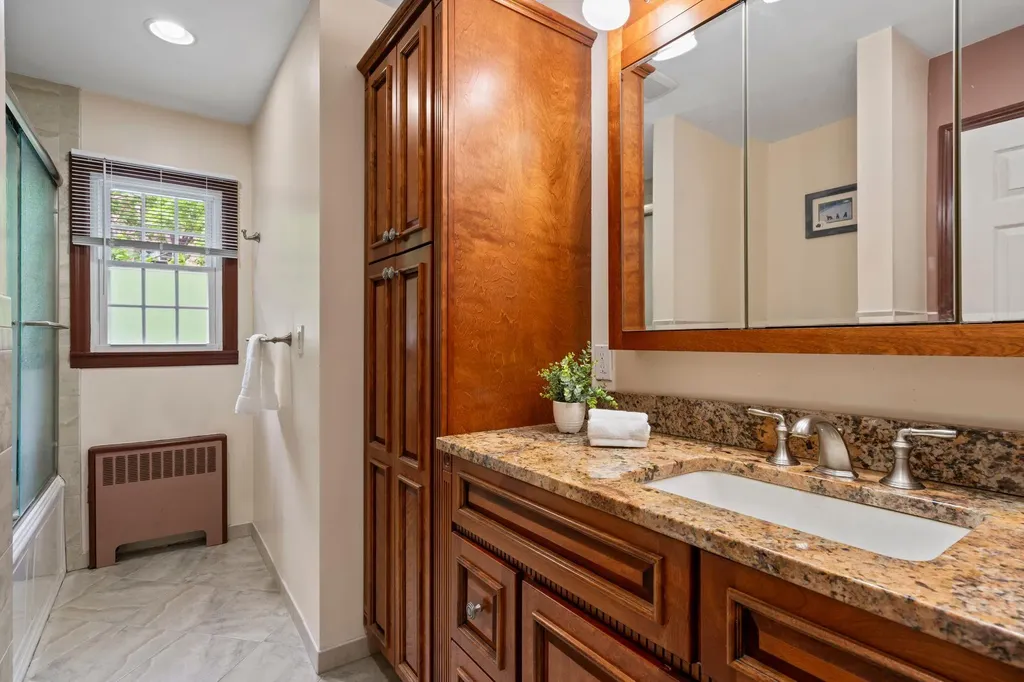 19 Skyline Drive Huntington NY 11743