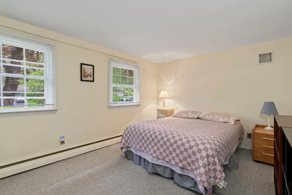 19 Skyline Drive Huntington NY 11743