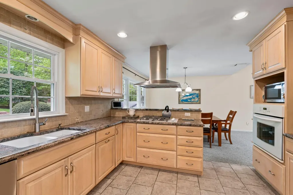 19 Skyline Drive Huntington NY 11743