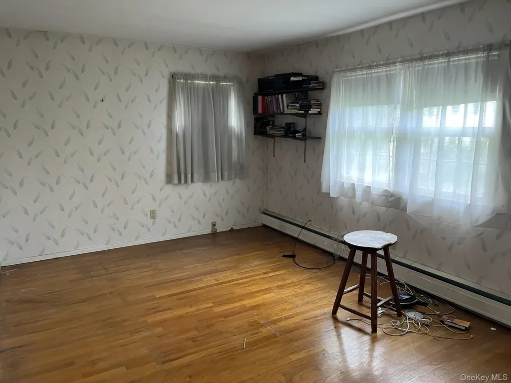 8 Bay Place Huntington NY 11743