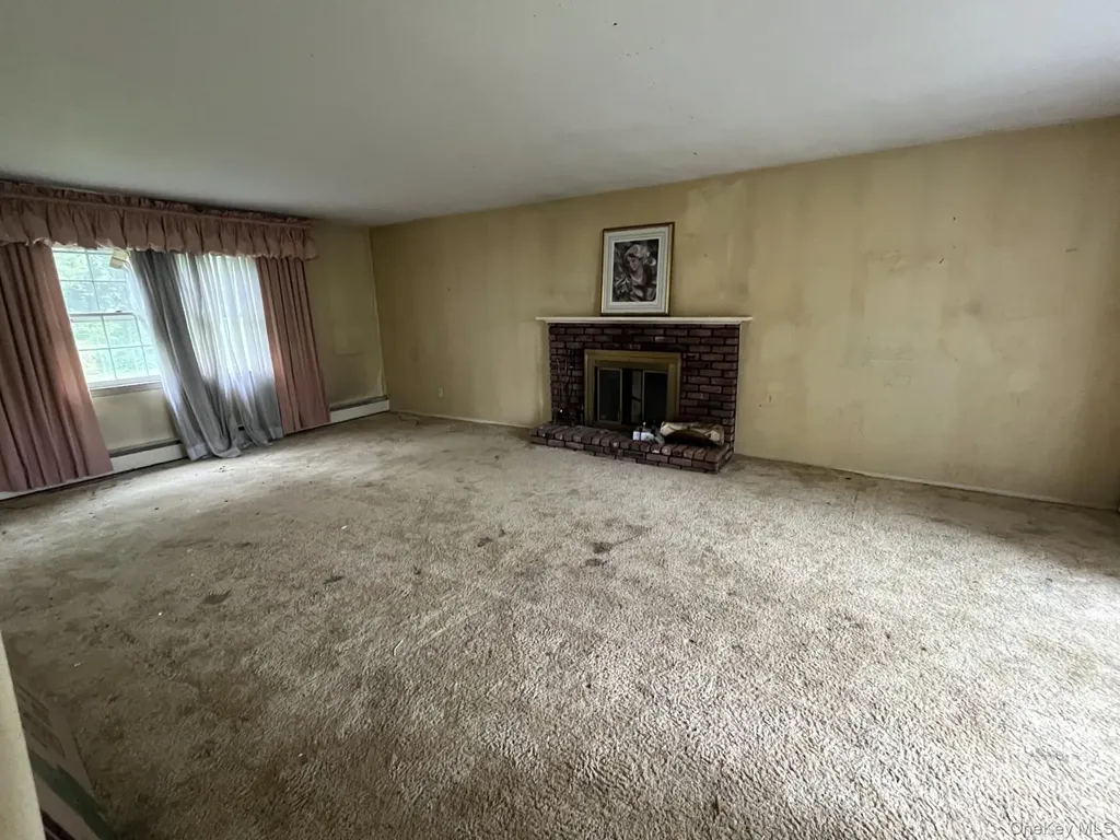 8 Bay Place Huntington NY 11743