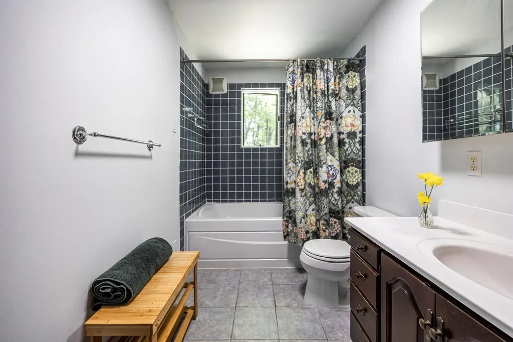 3 Hilltop Road Poughkeepsie NY 12601