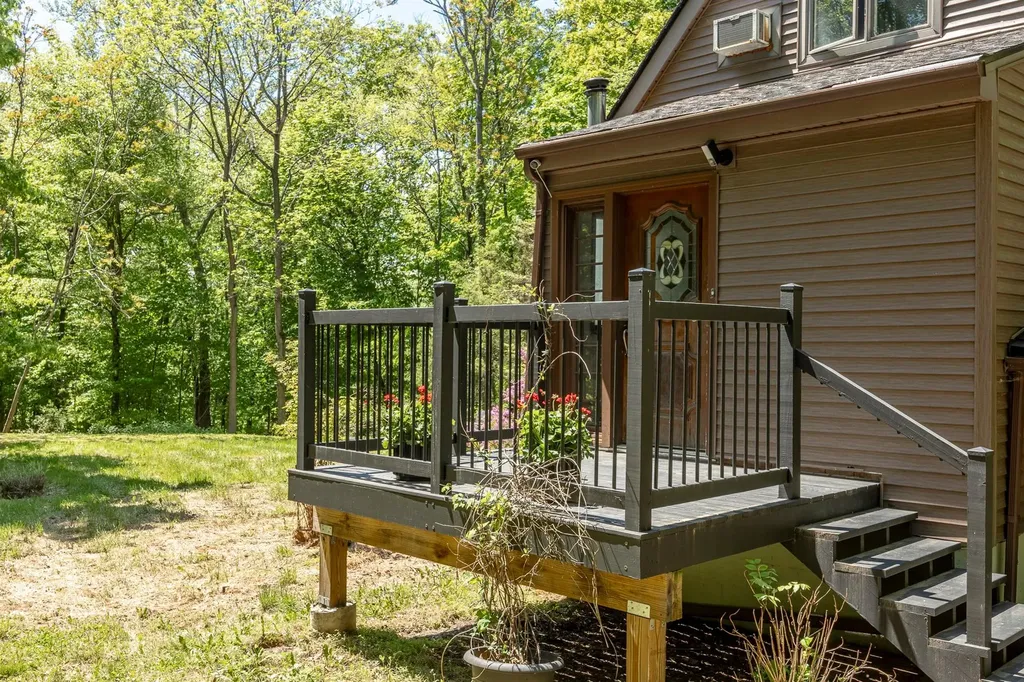 3 Hilltop Road Poughkeepsie NY 12601