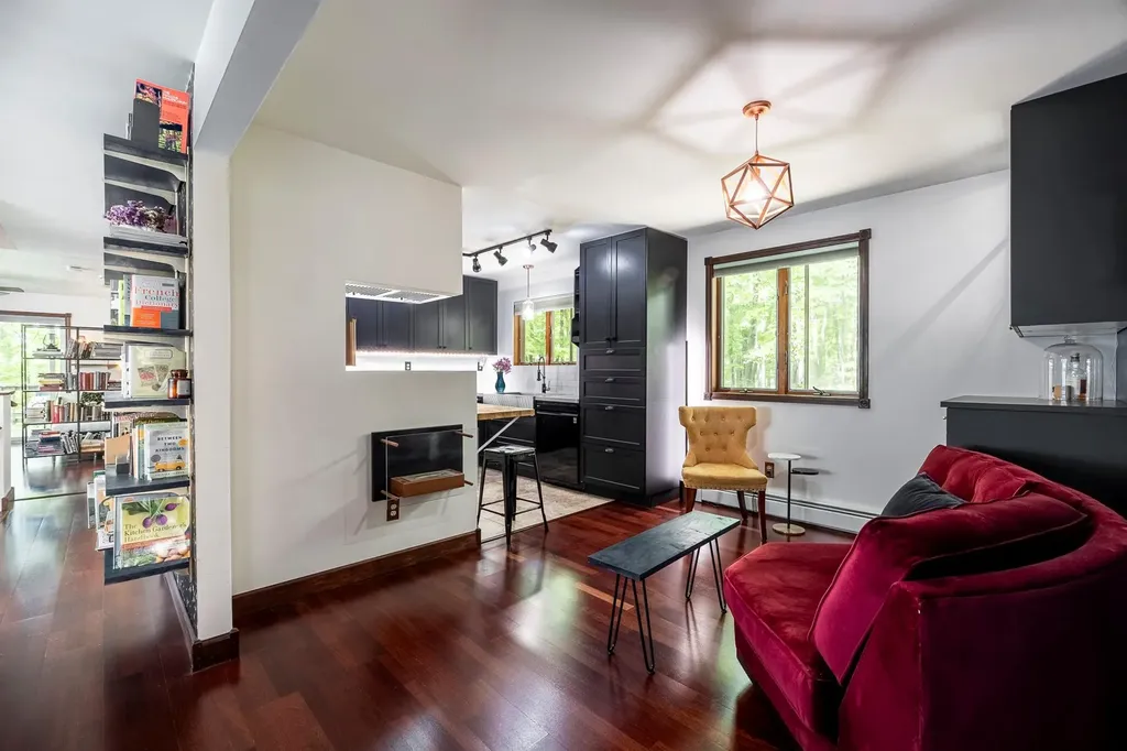 3 Hilltop Road Poughkeepsie NY 12601