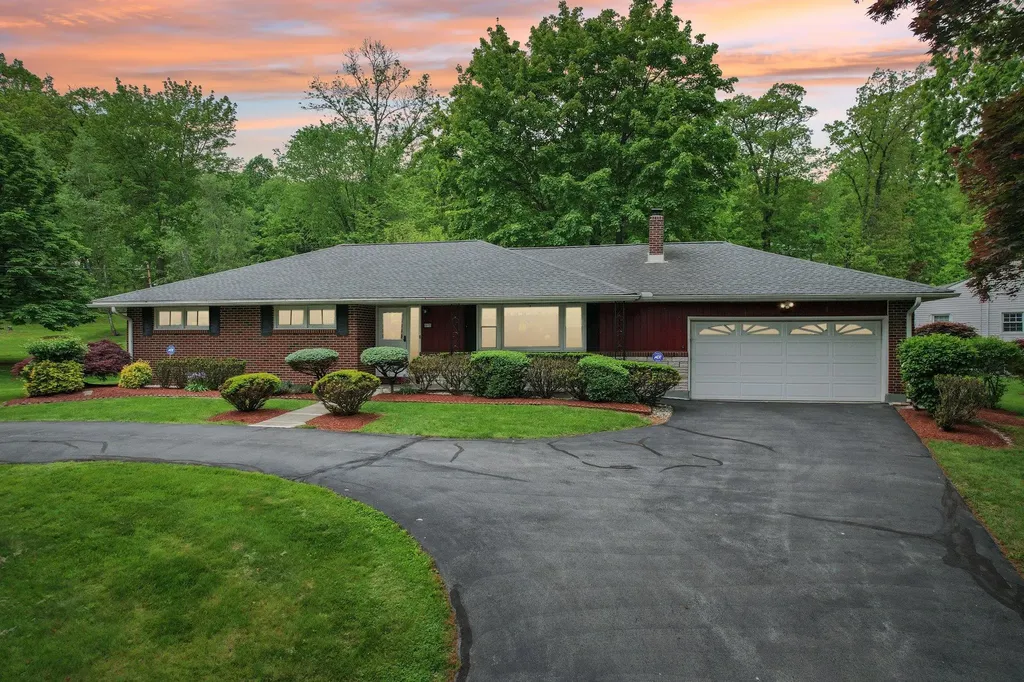 57 Edgewood Drive Central Valley NY 10917