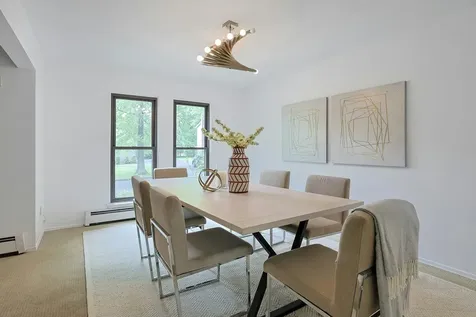 16 Quincy Lane White Plains NY 10605