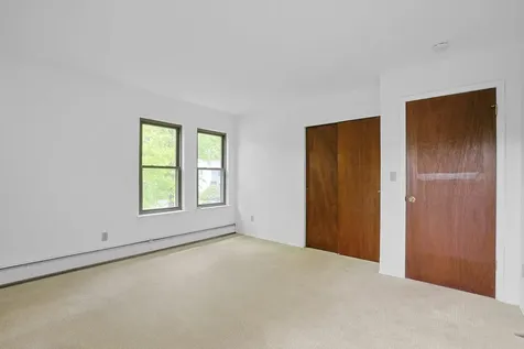 16 Quincy Lane White Plains NY 10605