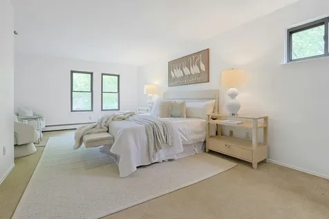 16 Quincy Lane White Plains NY 10605