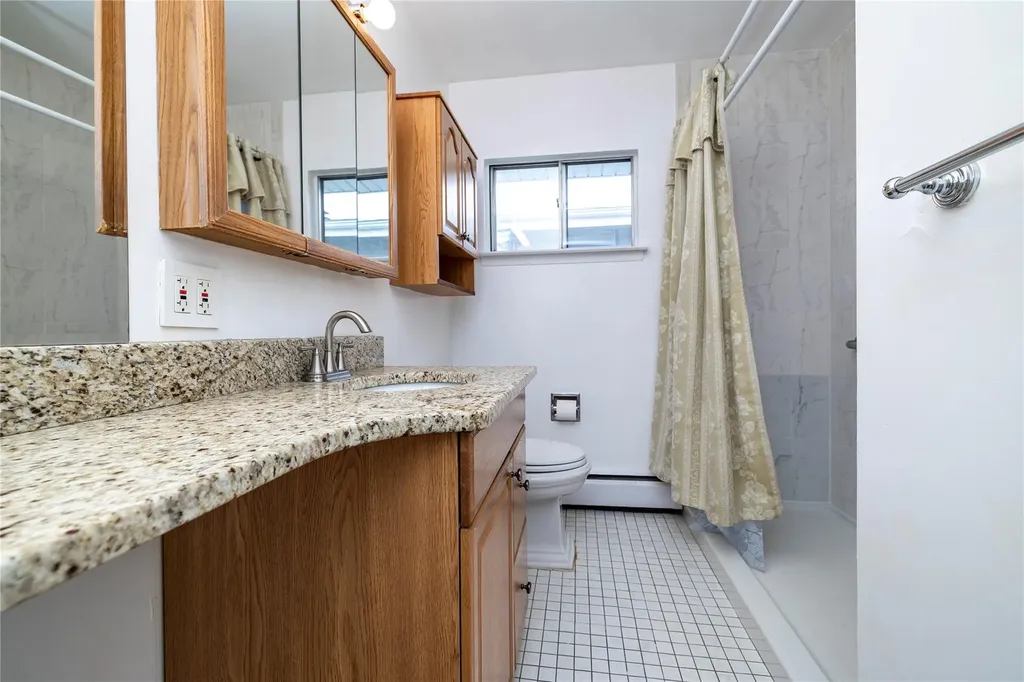 34 E Bedell Street Freeport NY 11520