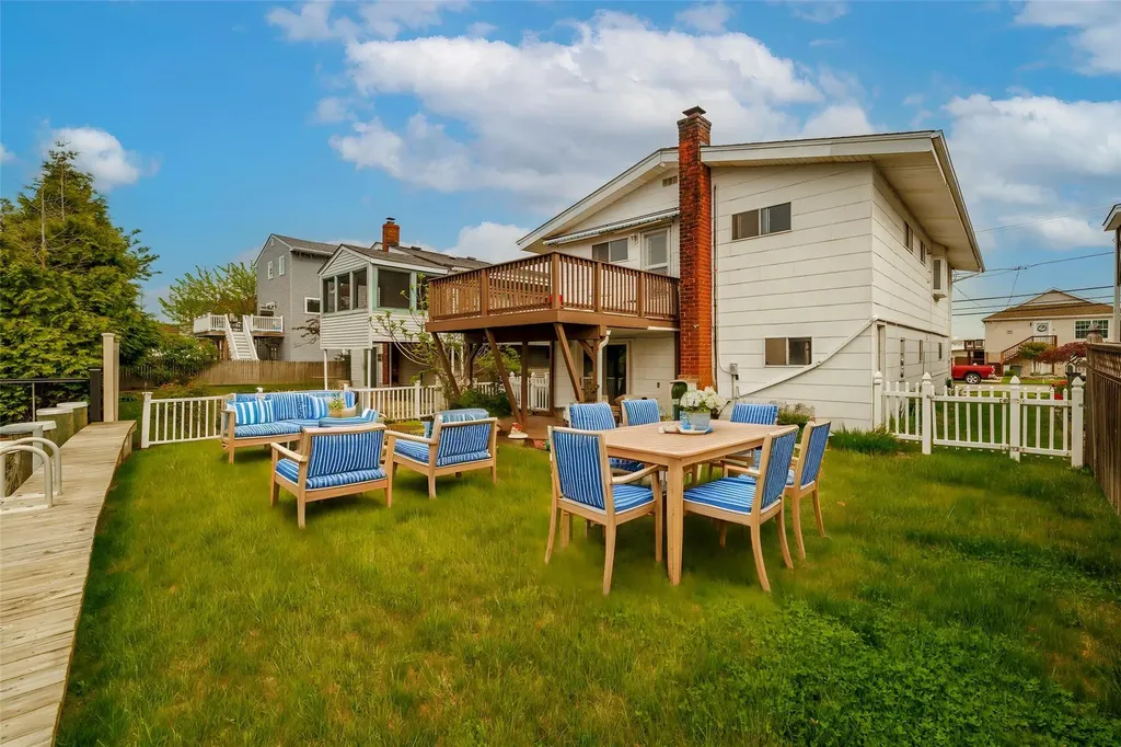 34 E Bedell Street Freeport NY 11520