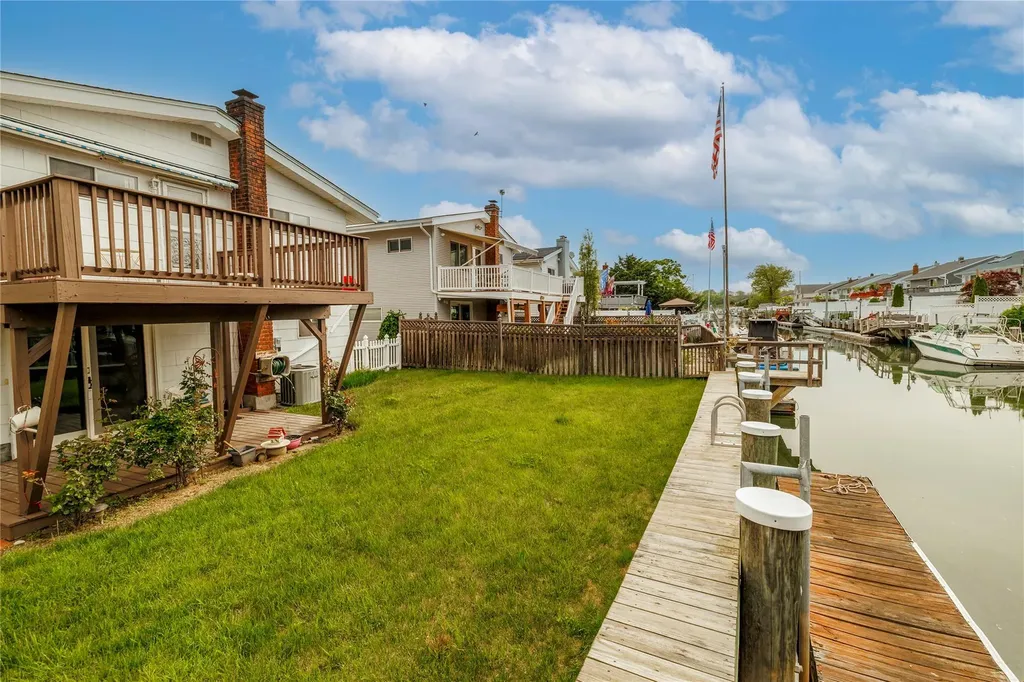 34 E Bedell Street Freeport NY 11520