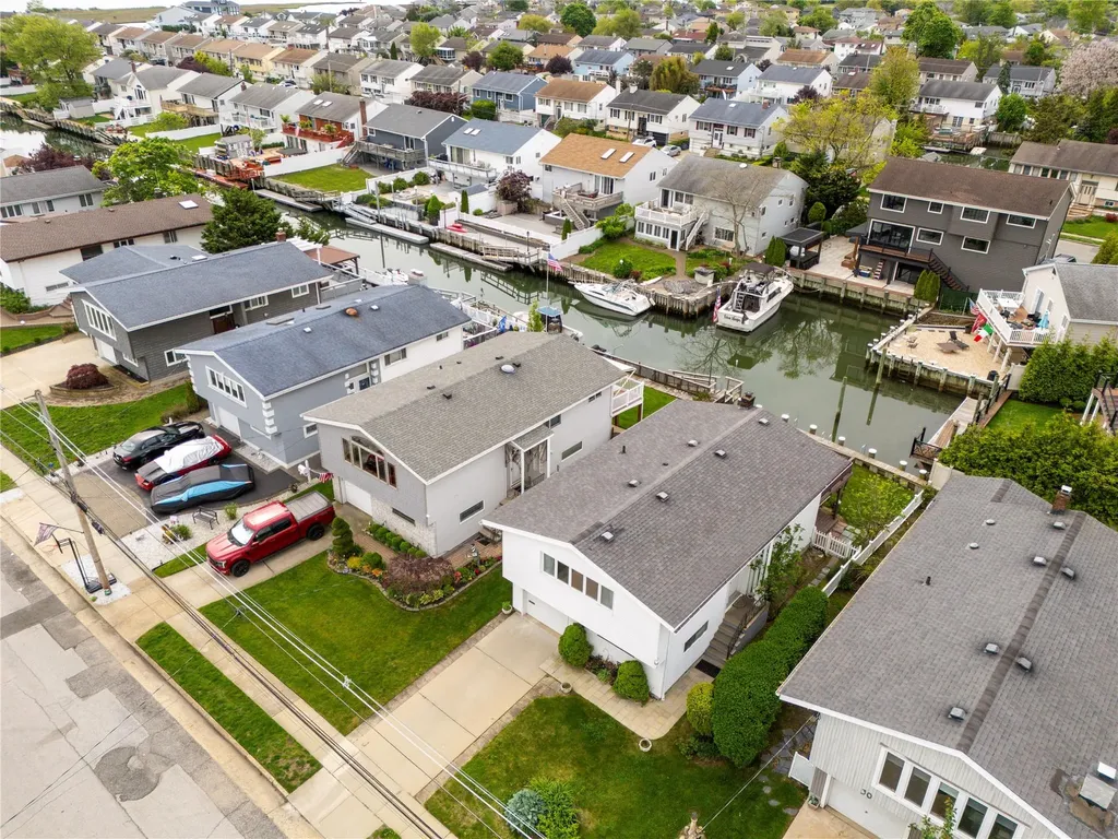 34 E Bedell Street Freeport NY 11520