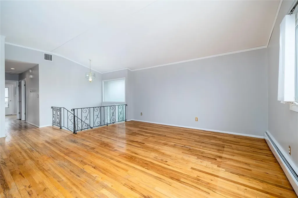 34 E Bedell Street Freeport NY 11520