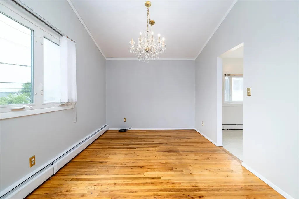 34 E Bedell Street Freeport NY 11520