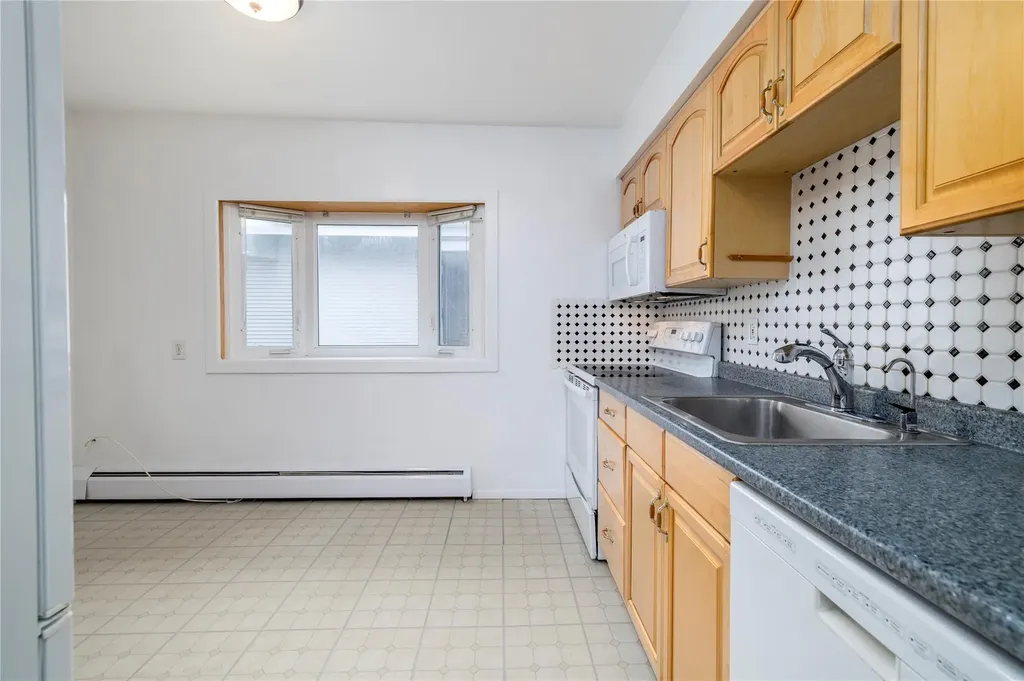34 E Bedell Street Freeport NY 11520