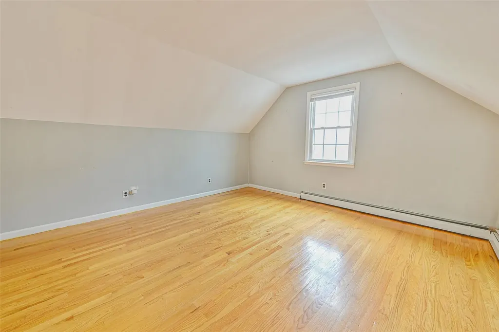 1652 Baker Avenue Merrick NY 11566