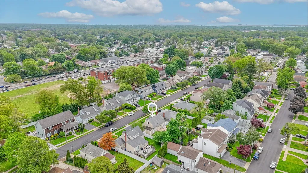 1652 Baker Avenue Merrick NY 11566