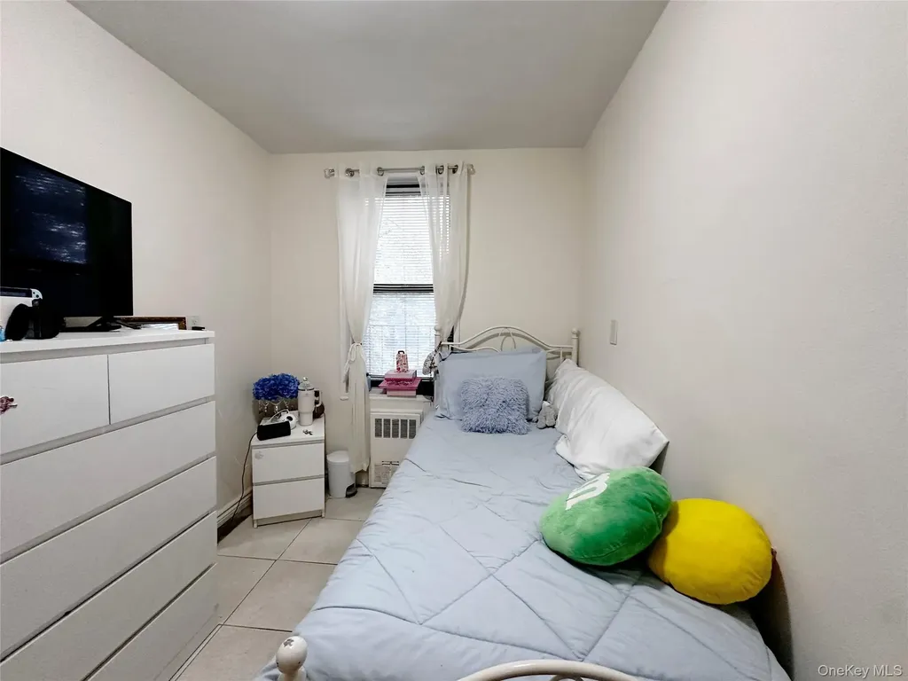 270 N Broadway Yonkers NY 10701