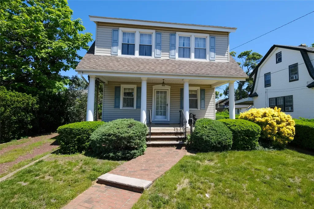 75 W Fairview Avenue Valley Stream NY 11580