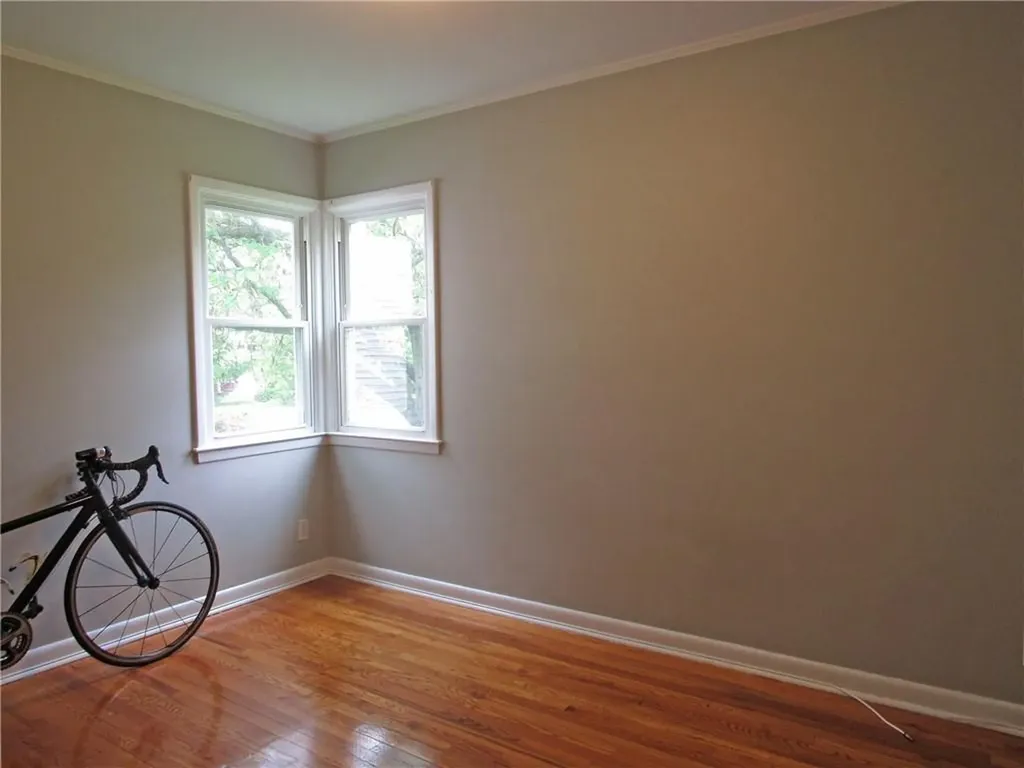 115 Lyons Road Scarsdale NY 10583