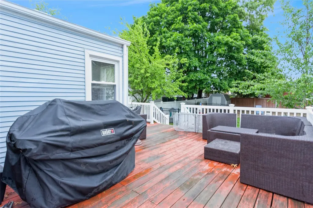 85 Lexington Avenue Malverne NY 11565