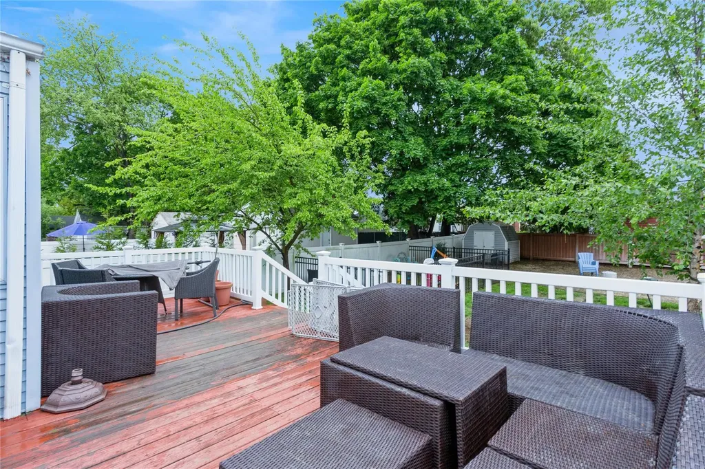 85 Lexington Avenue Malverne NY 11565