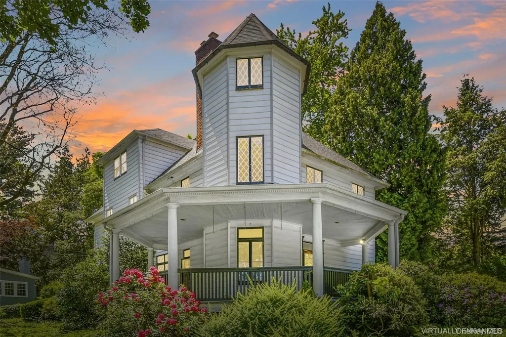 69 Desmond Avenue Bronxville NY 10708