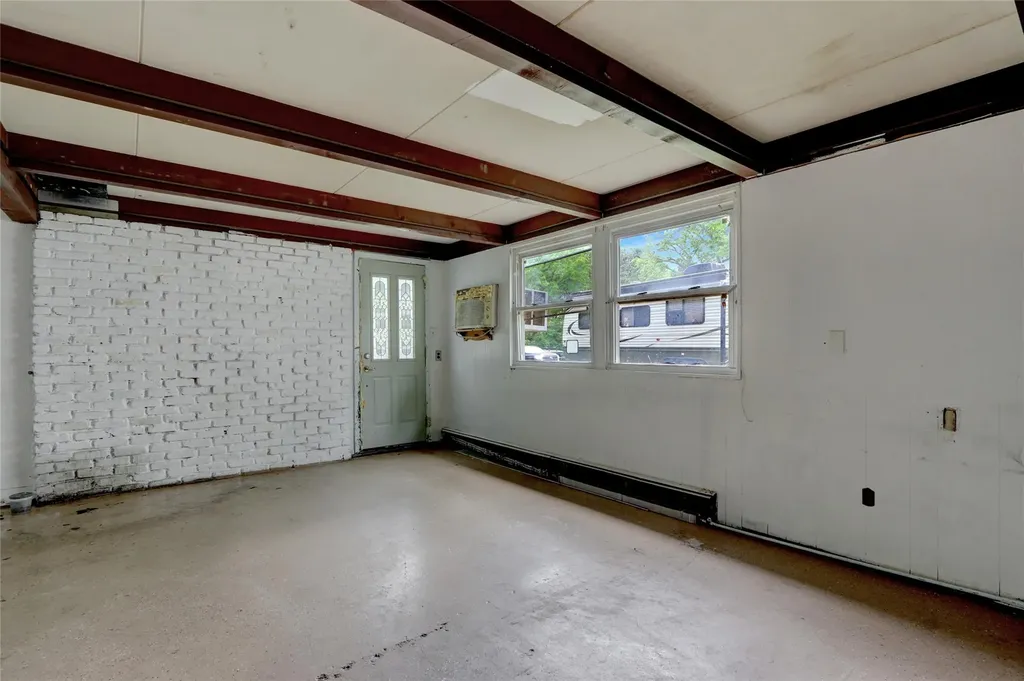 14 Split Cedar Drive Islandia NY 11749