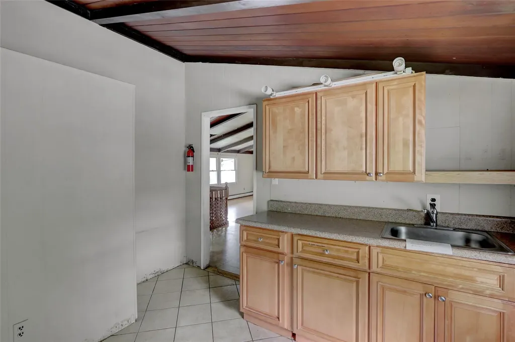14 Split Cedar Drive Islandia NY 11749