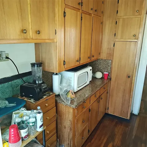 27 Coolidge Avenue Amityville NY 11701