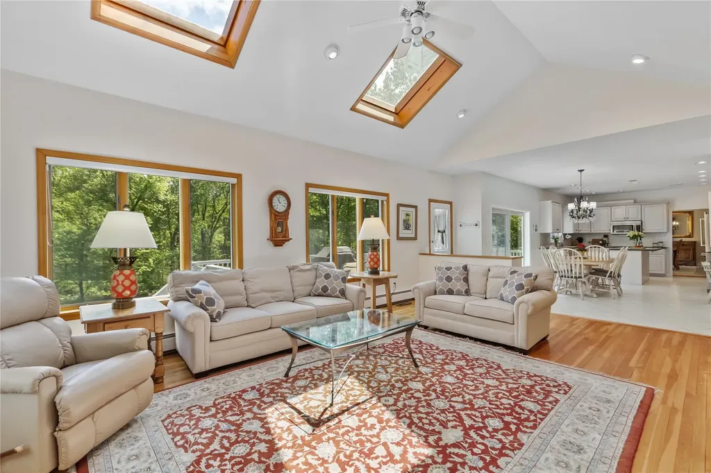 47 Londonderry Lane Somers NY 10589